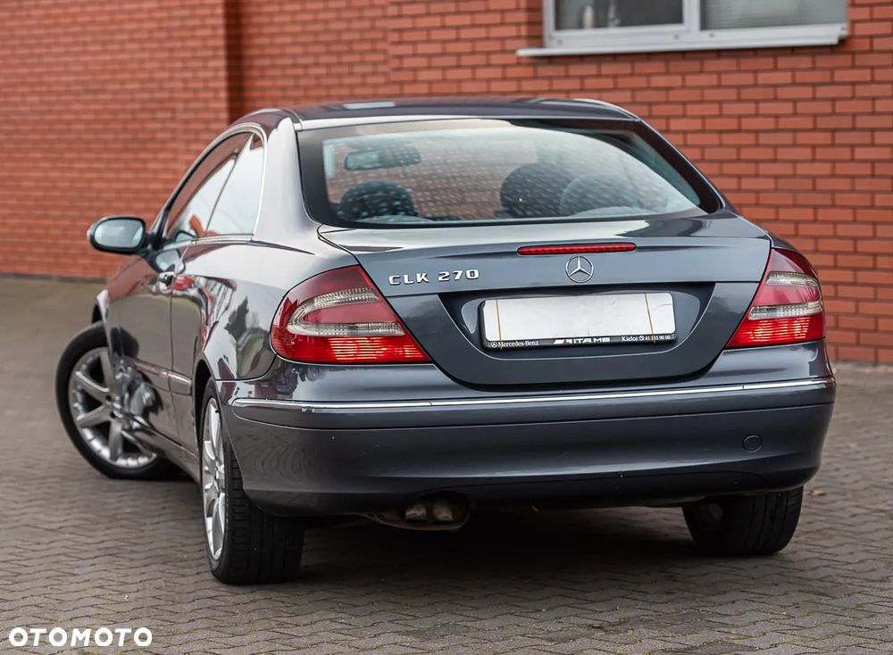Mercedes-Benz CLK - 8