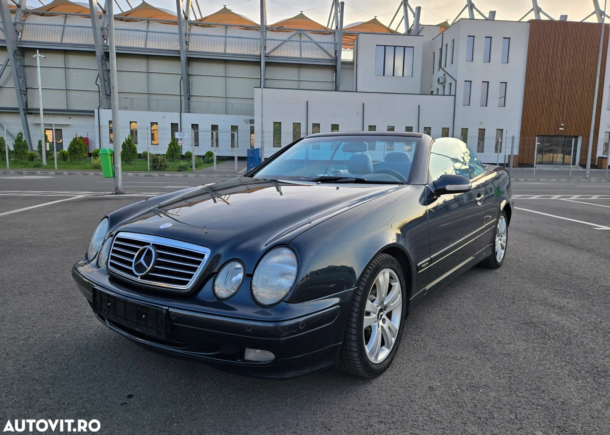 Mercedes-Benz CLK - 1