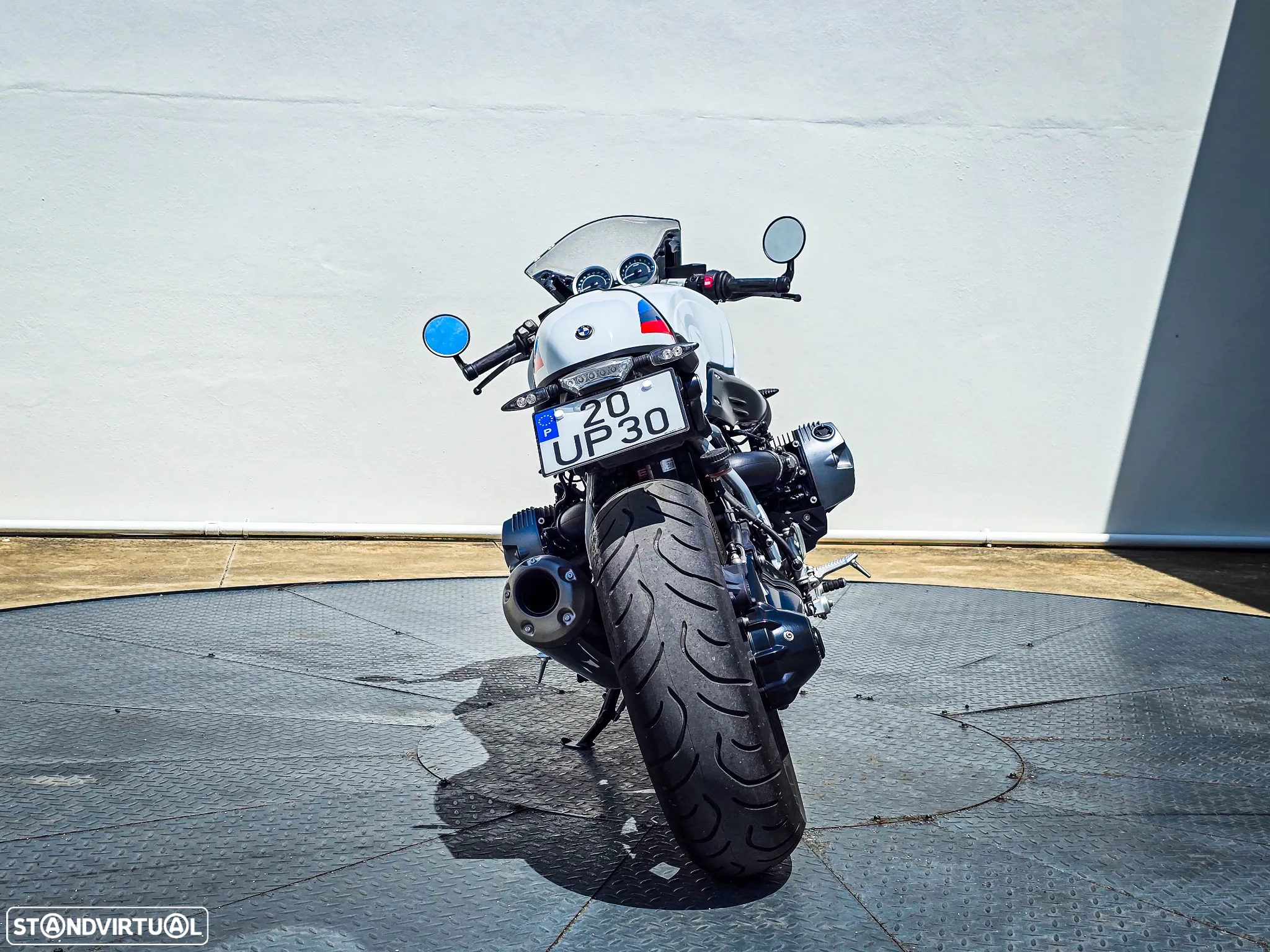 BMW R nineT Racer - 5