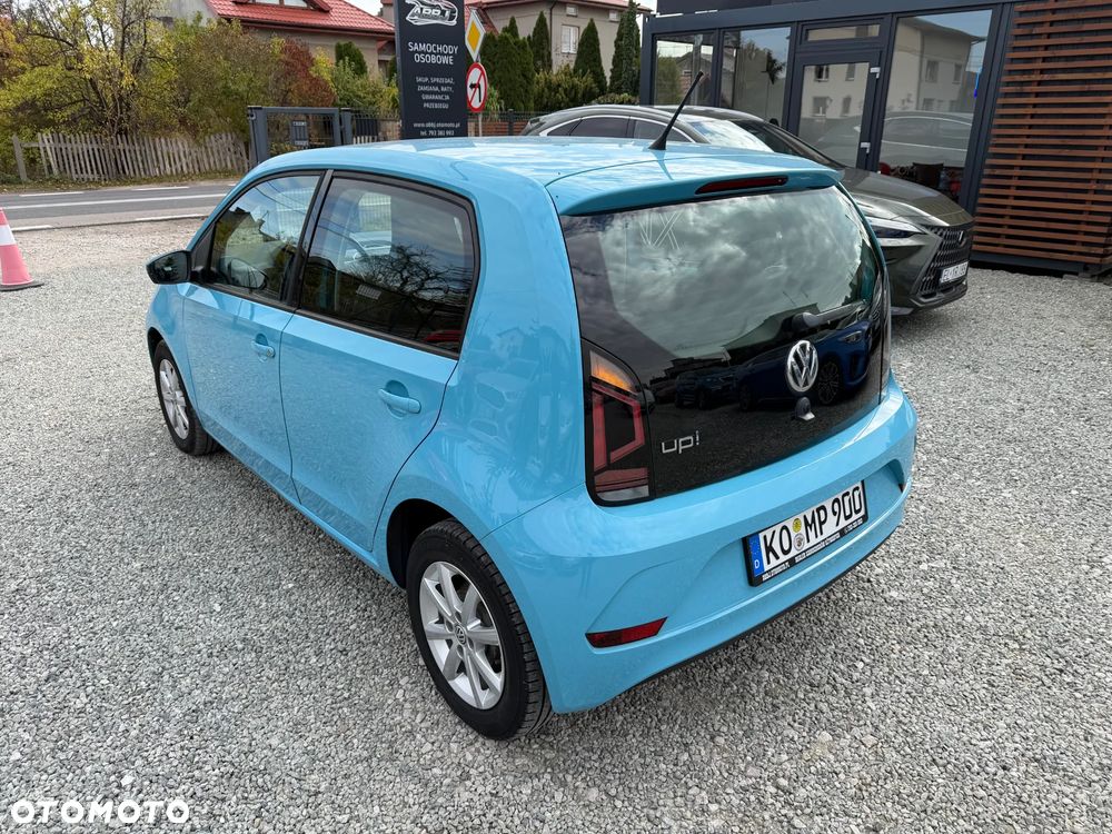 Volkswagen up! move - 15