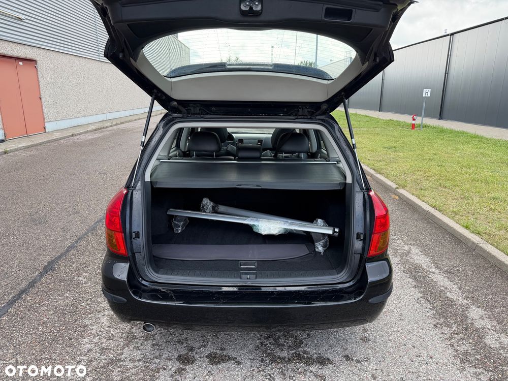 Subaru Legacy 2.0i MT - 10