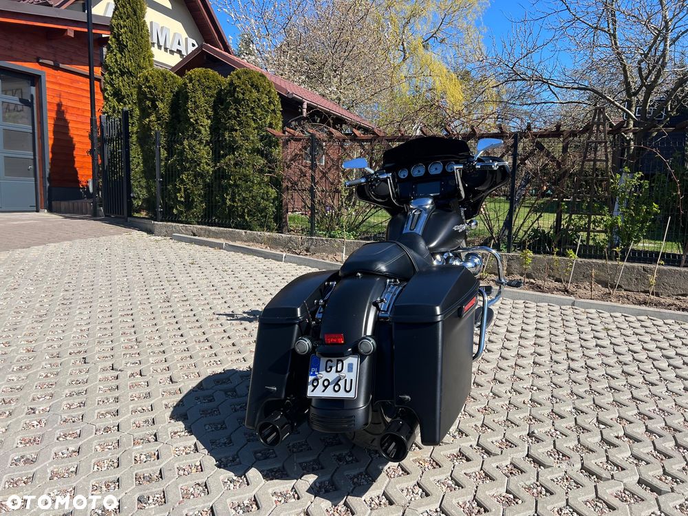 Harley-Davidson Touring Street Glide - 4