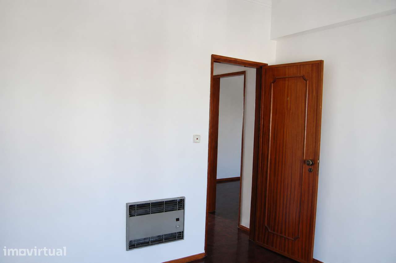 Apartamento T2 com varandas em Alverca - Grande imagem: 5/16