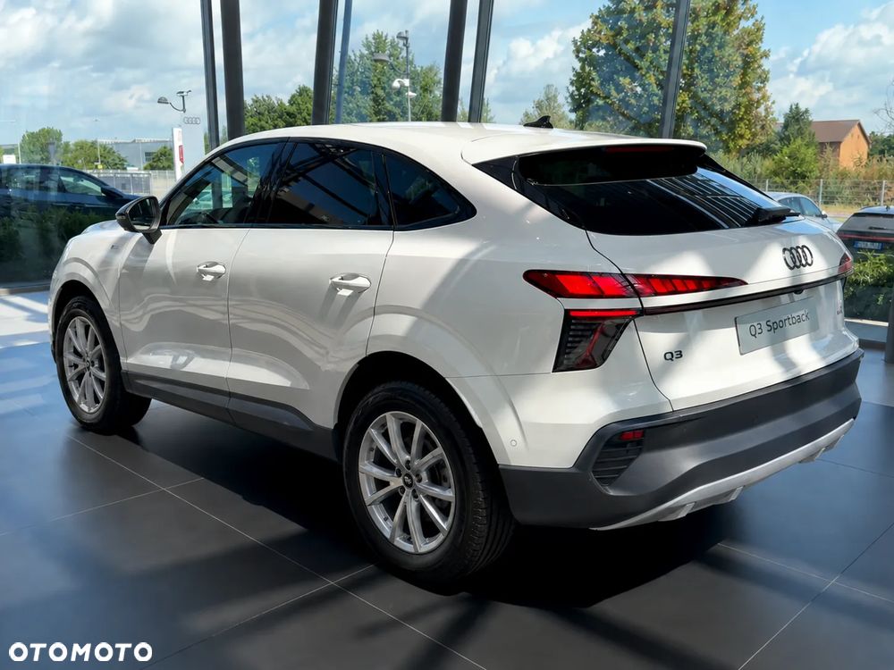 Audi Q3 Sportback - 2