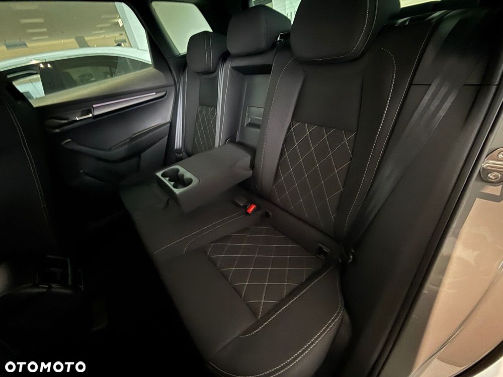 Skoda Karoq 2.0 TSI 4x4 Sportline DSG - 16
