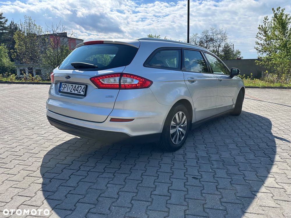 Ford Mondeo 1.5 TDCi ECOnetic Ambiente - 6