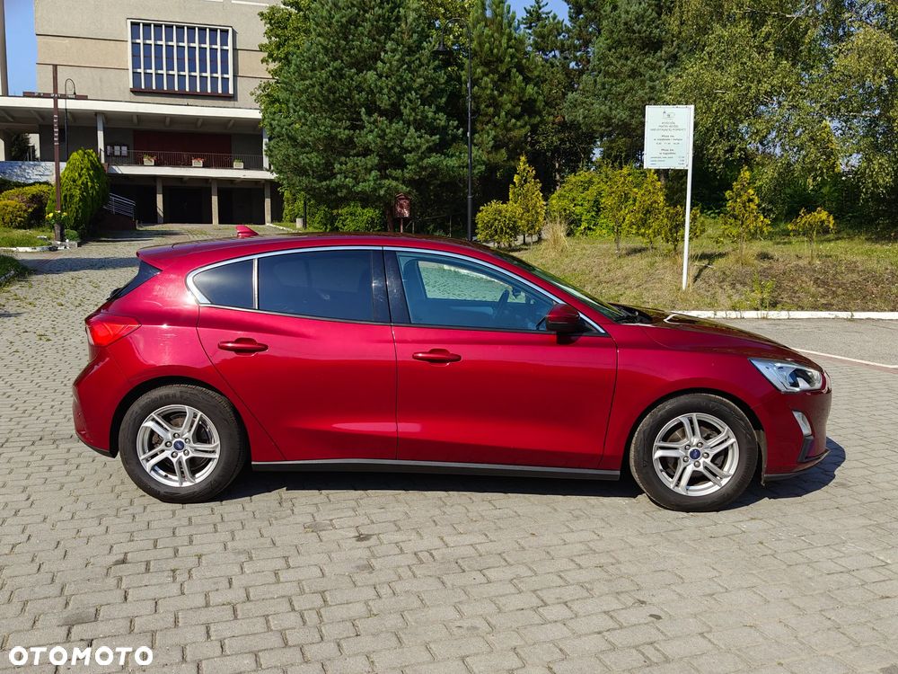 Ford Focus 1.0 EcoBoost Titanium ASS - 5