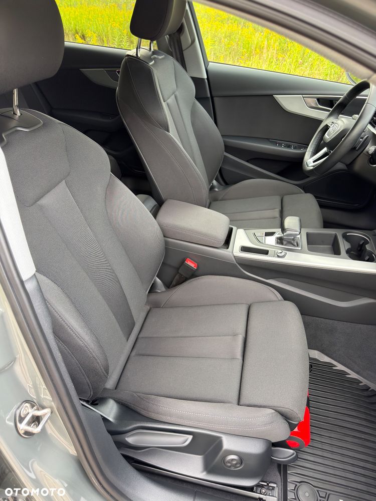 Audi A4 Avant 40 TDI mHEV S Line S tronic - 11