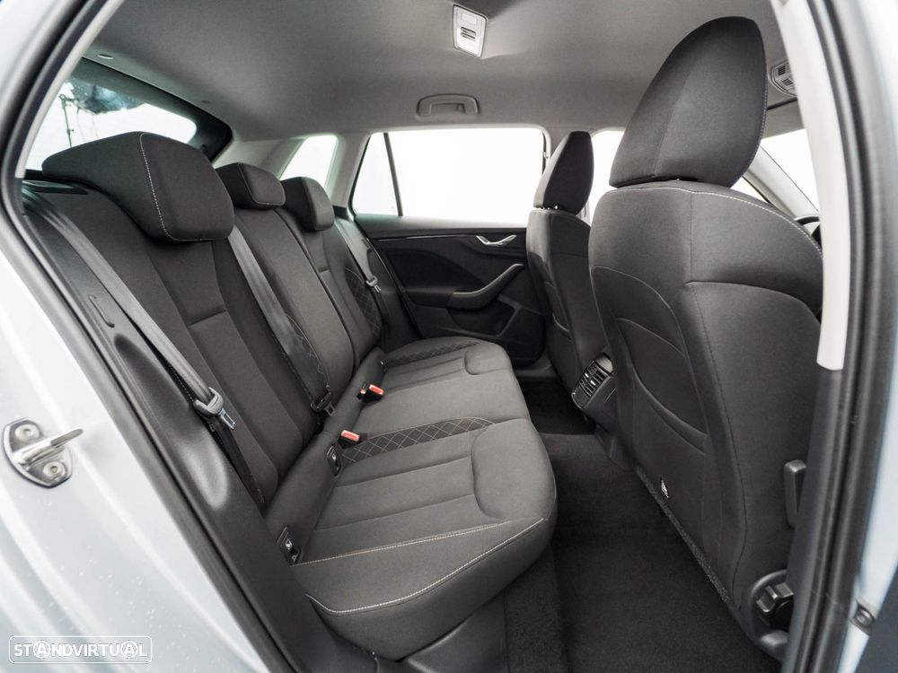 Skoda Kamiq 1.0 TSI Ambition - 35
