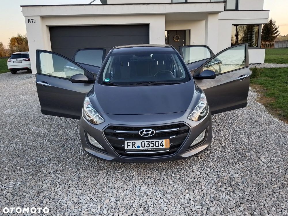Hyundai i30 blue 1.4 Classic Navigation - 31