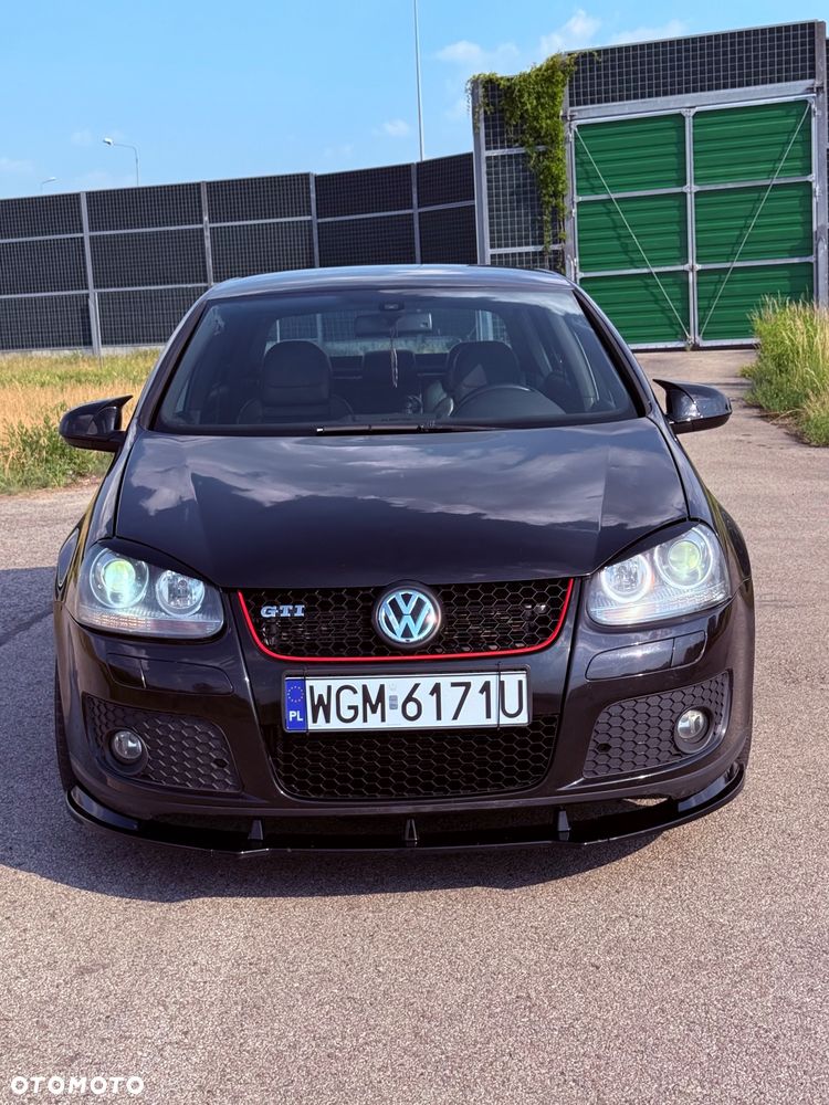 Volkswagen Golf - 2