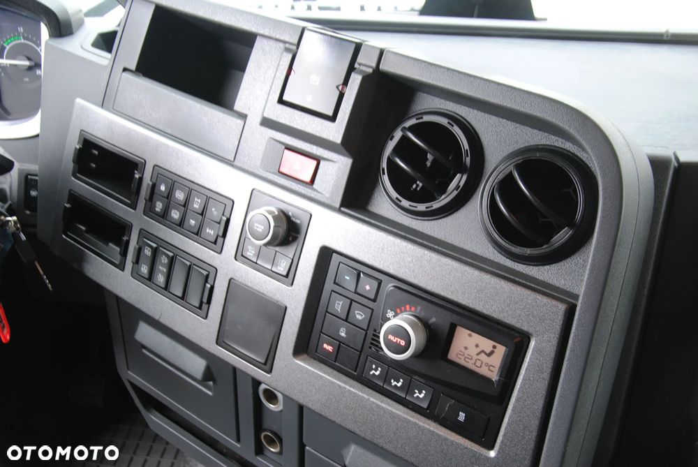 Renault T 440 - 9
