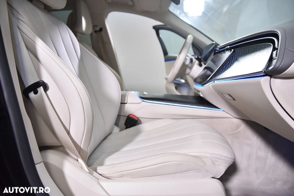 Mercedes-Benz E - 11