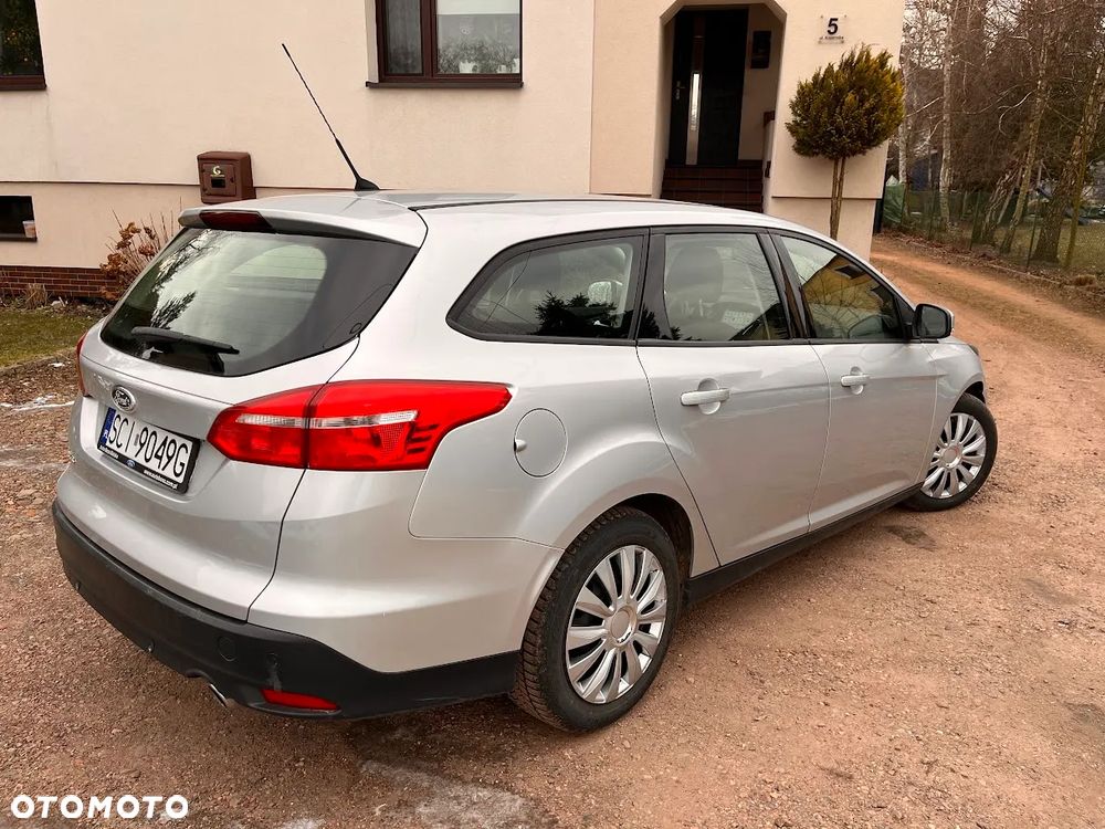 Ford Focus SW 2.0 TDCi Trend ASS PowerShift - 10