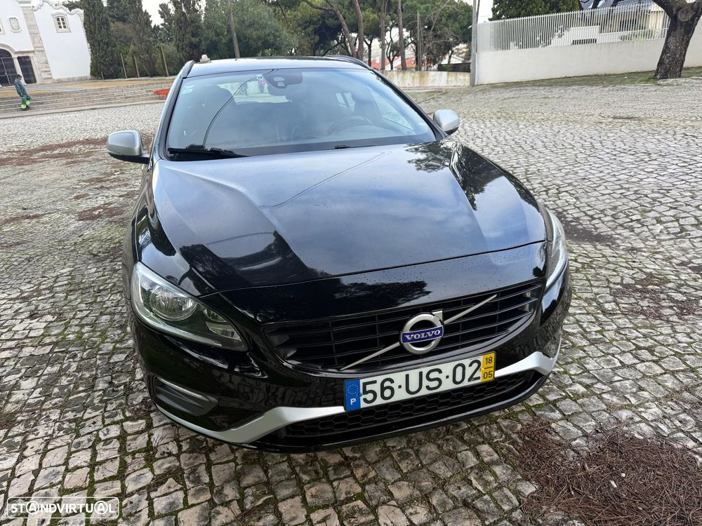 Volvo V60 2.4 D6 R-Design AWD Phev - 2