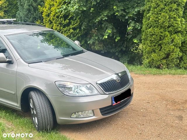 Skoda Octavia 1.6 TDI 4x4 Ambition - 10