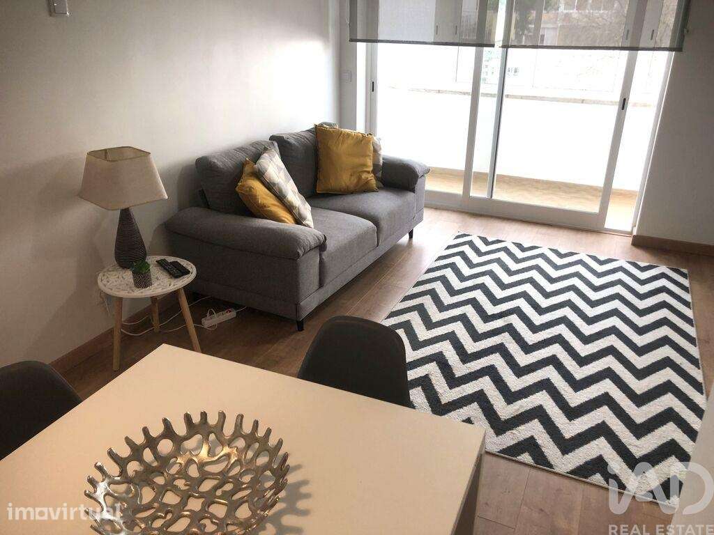 Apartamento T2 em São Domingos De Benfica de 70,00 m2 - Grande imagem: 2/28