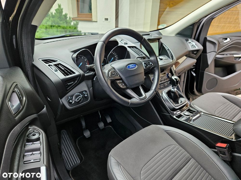 Ford Kuga - 18