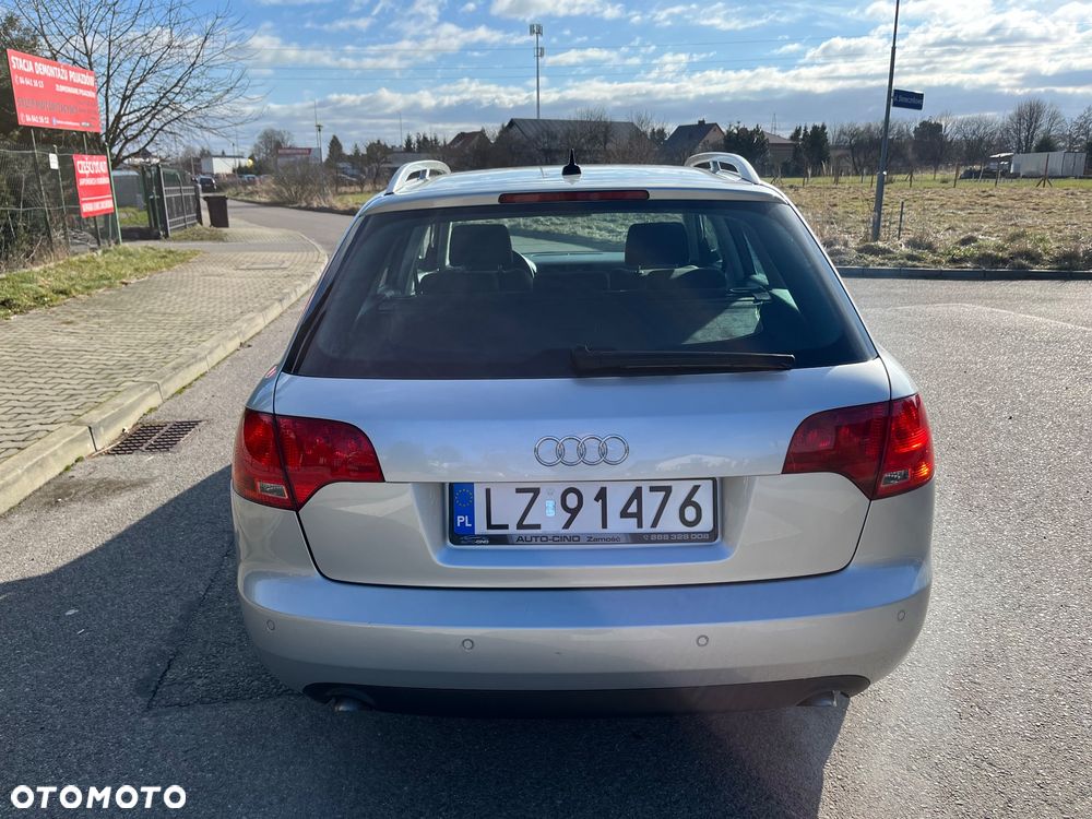 Audi A4 Avant 2.0 TDI - 8