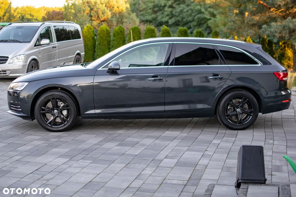 Audi A4 Avant 2.0 TDI DPF clean diesel S line Sportpaket - 14