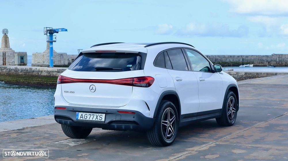 Mercedes-Benz EQA 250 AMG Line - 12