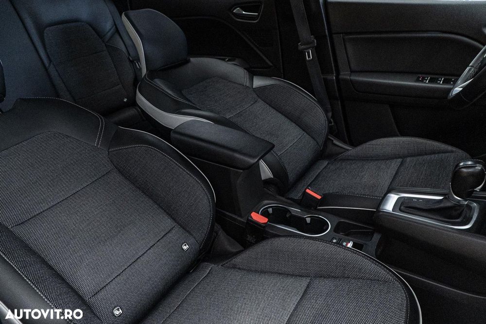 Renault Captur TCe Mild Hybrid 140 EDC GPF TECHNO - 38