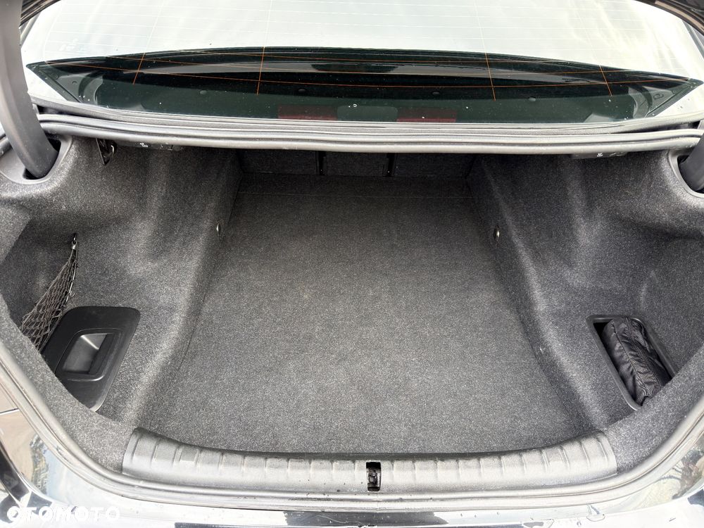 BMW Seria 5 530d xDrive Luxury Line - 29