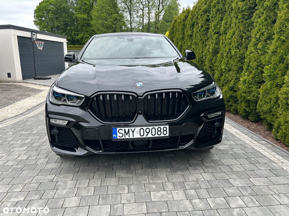 BMW X6 - 25
