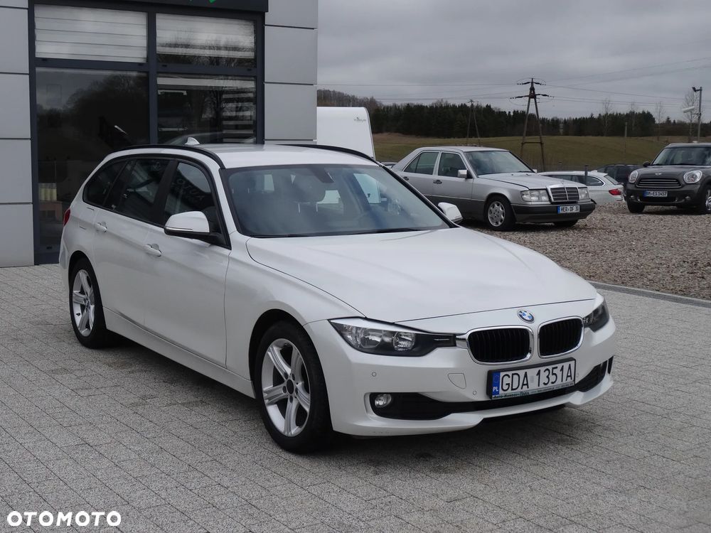 BMW Seria 3 318d - 3