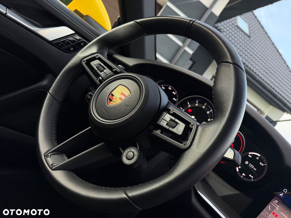 Porsche 911 Carrera S - 31
