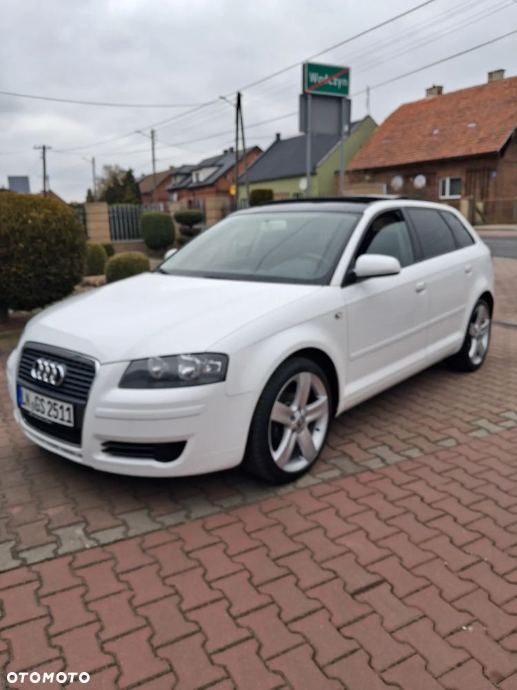 Audi A3 Sportback - 2