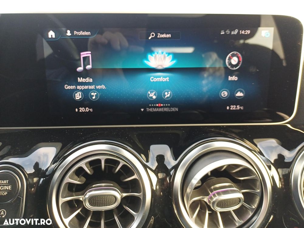 Mercedes-Benz GLA - 17