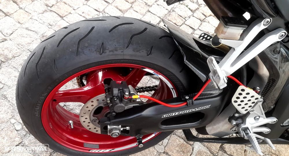 Honda CBR CBR  1000 rr - 31