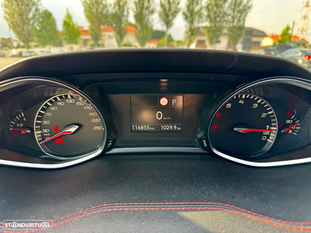 Peugeot 308 1.2 PureTech GT Line EAT8 - 16