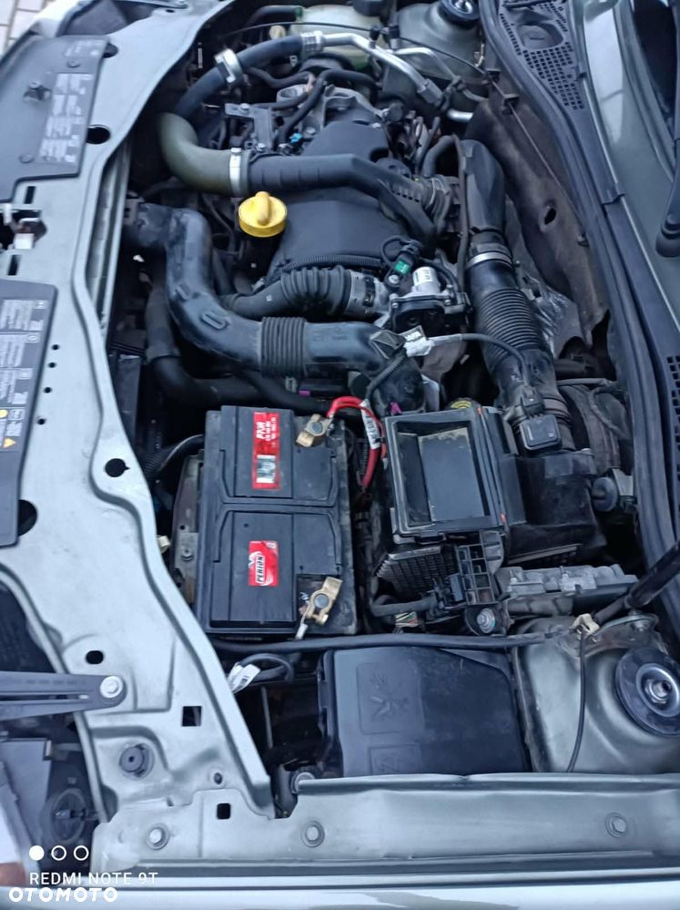 Dacia Duster dCi 110 FAP 4x2 Urban Explorer - 12