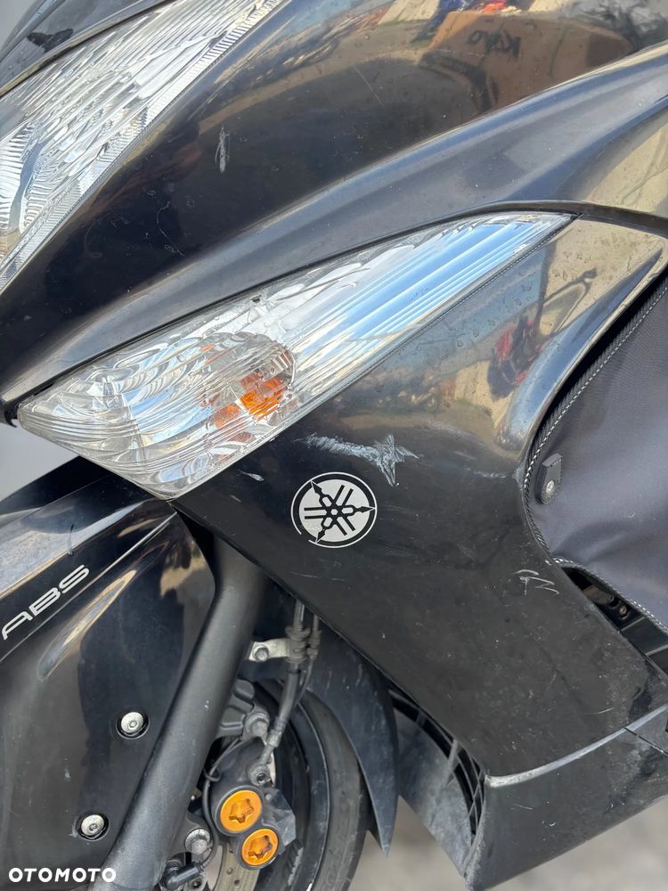 Yamaha Tmax - 17