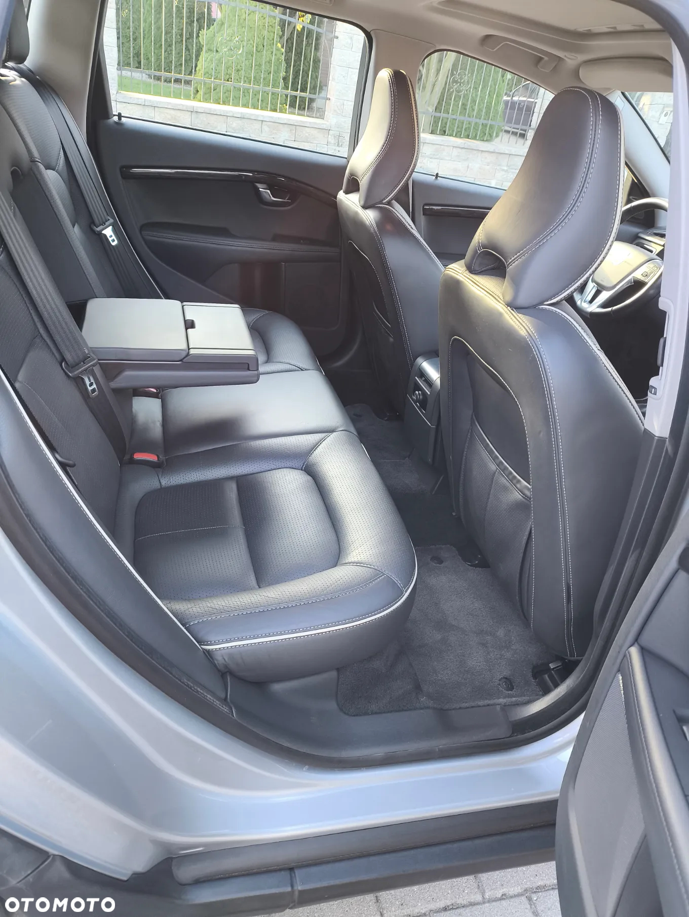 Volvo XC 70 D4 Geartronic Summum - 11