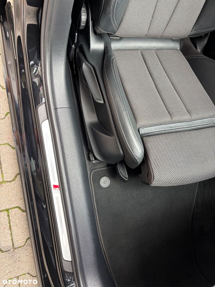 Audi A4 Avant 40 TFSI mHEV S Line S tronic - 22