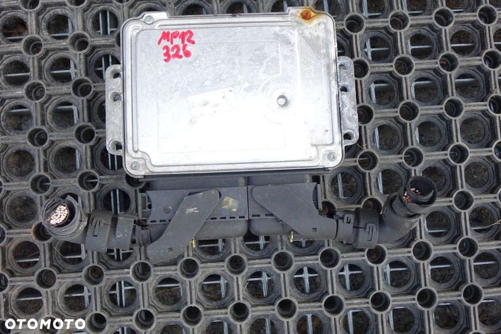 STEROWNIK SILNIKA   KOMPUTER ECU FIAT CROMA 55200535 - 2