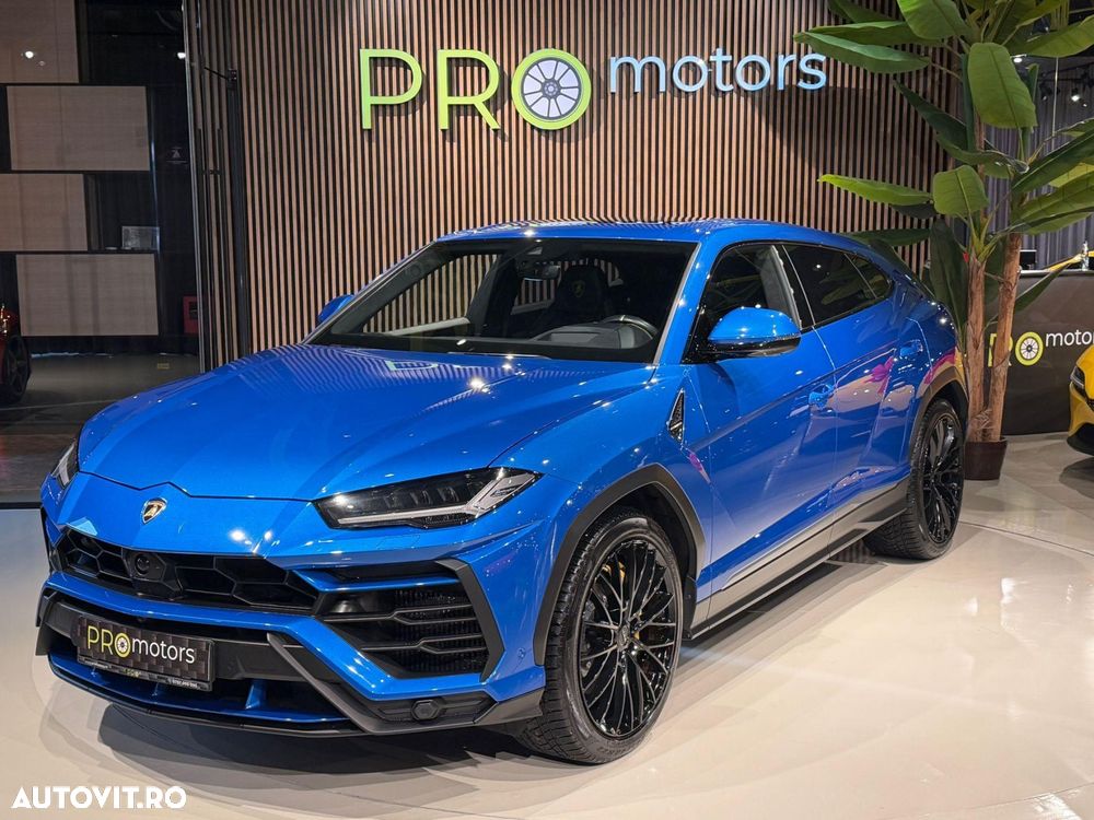 Lamborghini URUS - 36