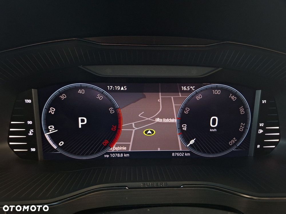 Skoda Superb 2.0 TSI Style DSG - 26