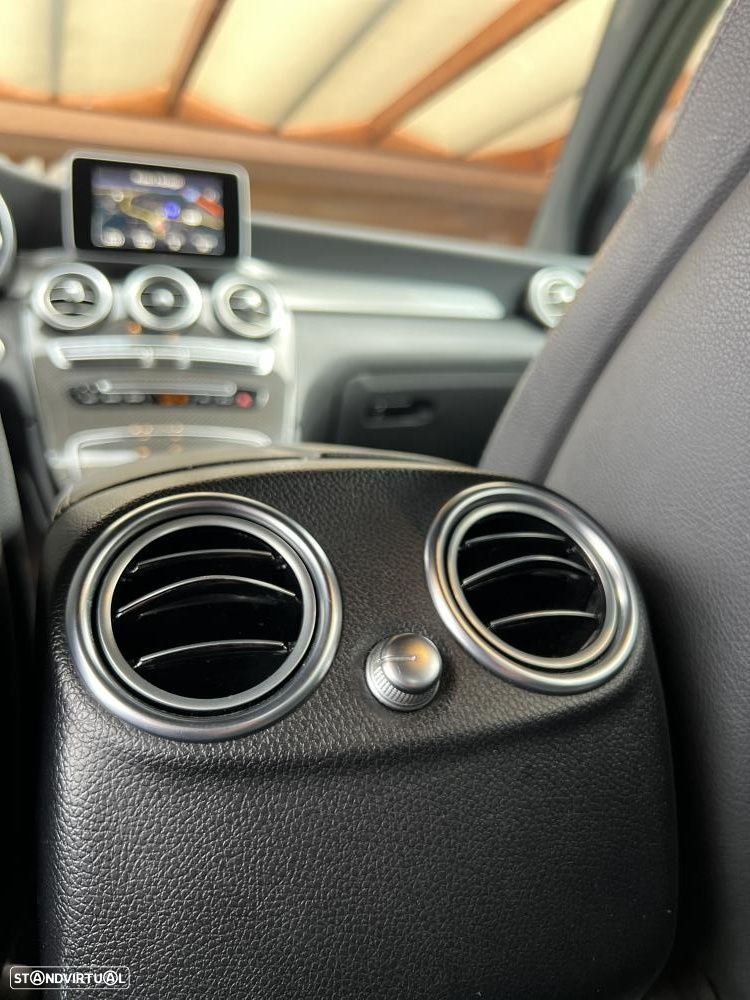 Mercedes-Benz GLC 220 d 4Matic 9G-TRONIC AMG Line - 12