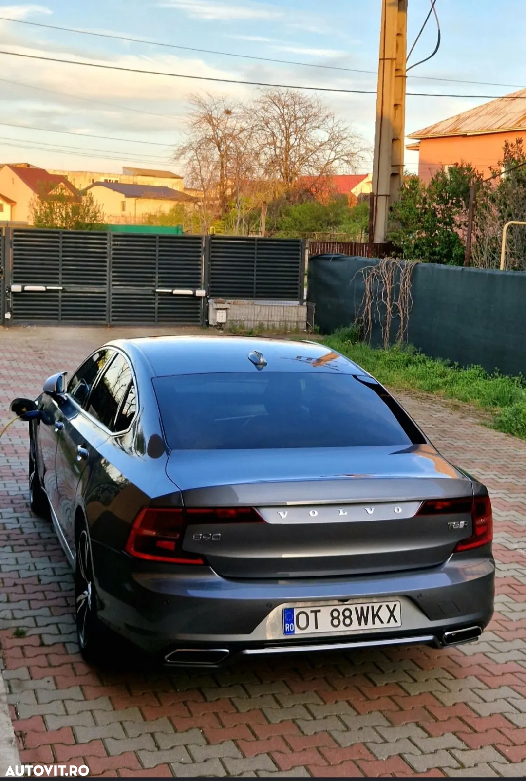 Volvo S90 T8 Twin Engine AWD Geartronic R Design - 6