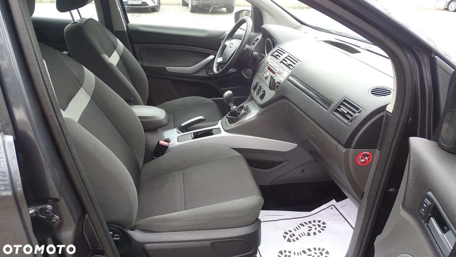 Ford Kuga 2.0 TDCi 2x4 Trend - 12