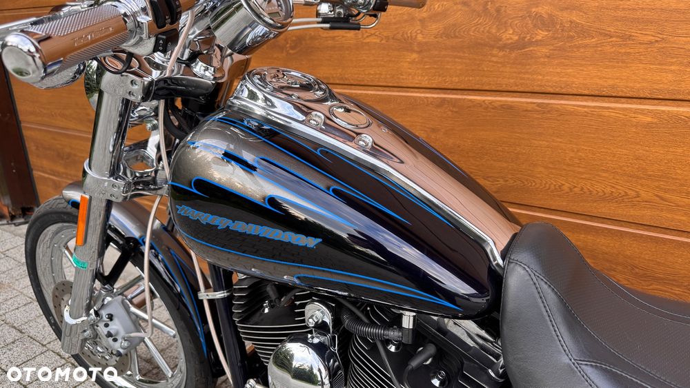 Harley-Davidson Dyna - 15