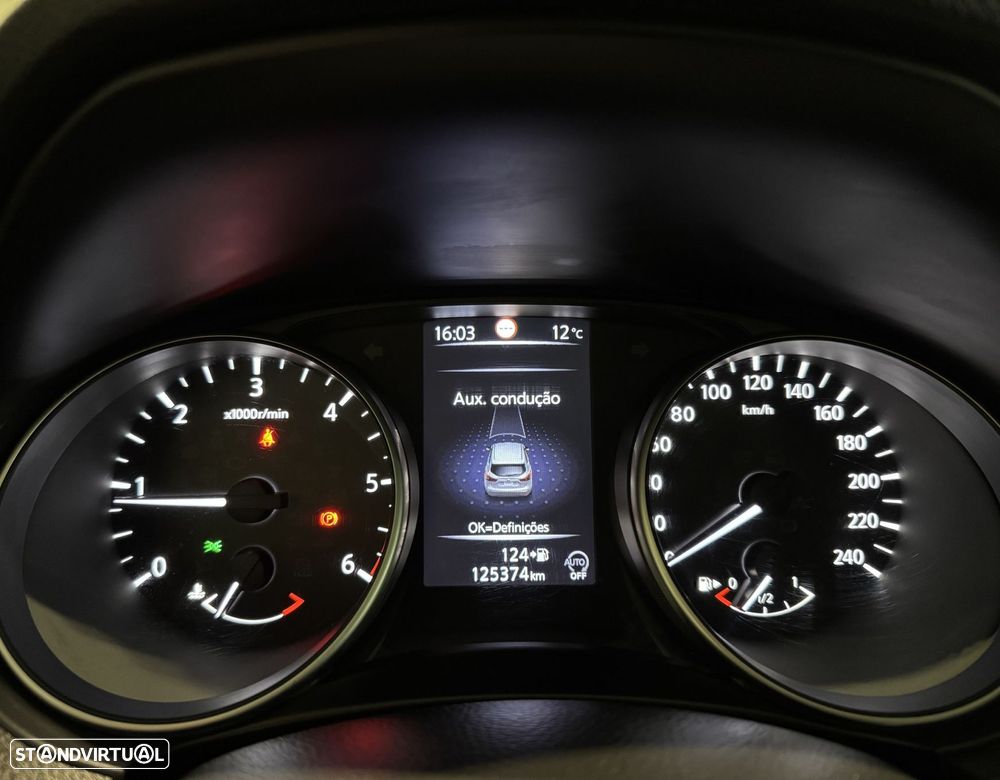 Nissan Qashqai 1.5 dCi N-Connecta J18 - 21