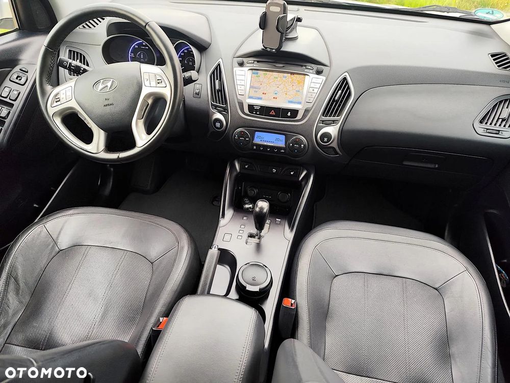 Hyundai ix35 2.0 CRDi 4WD Automatik Premium - 8