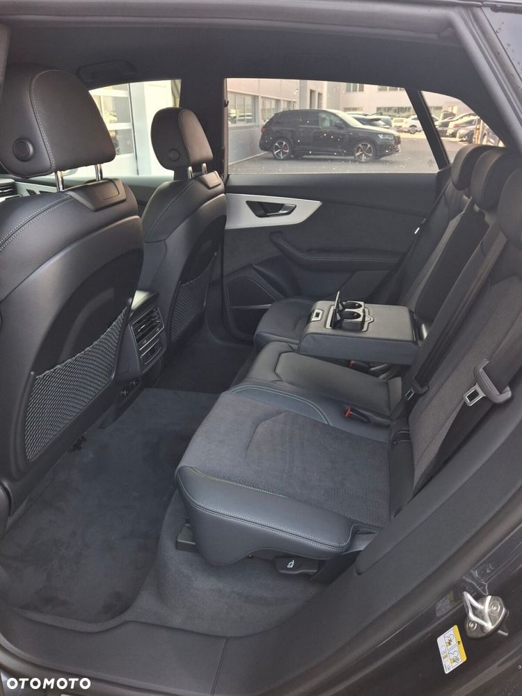 Audi Q8 - 17
