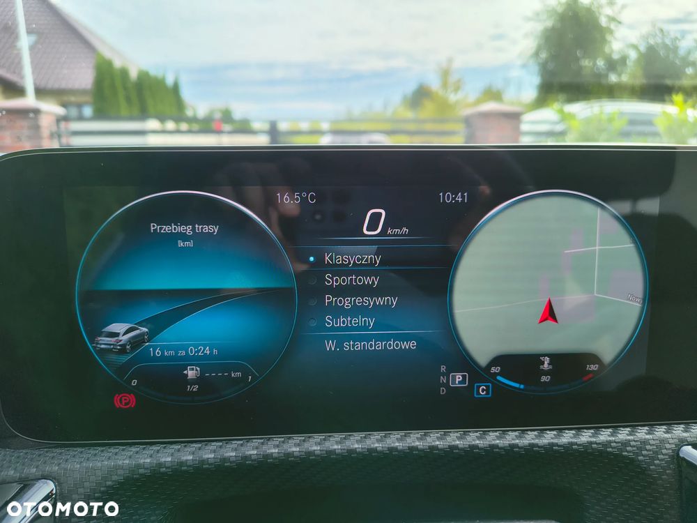 Mercedes-Benz CLA 180 7G-DCT - 25