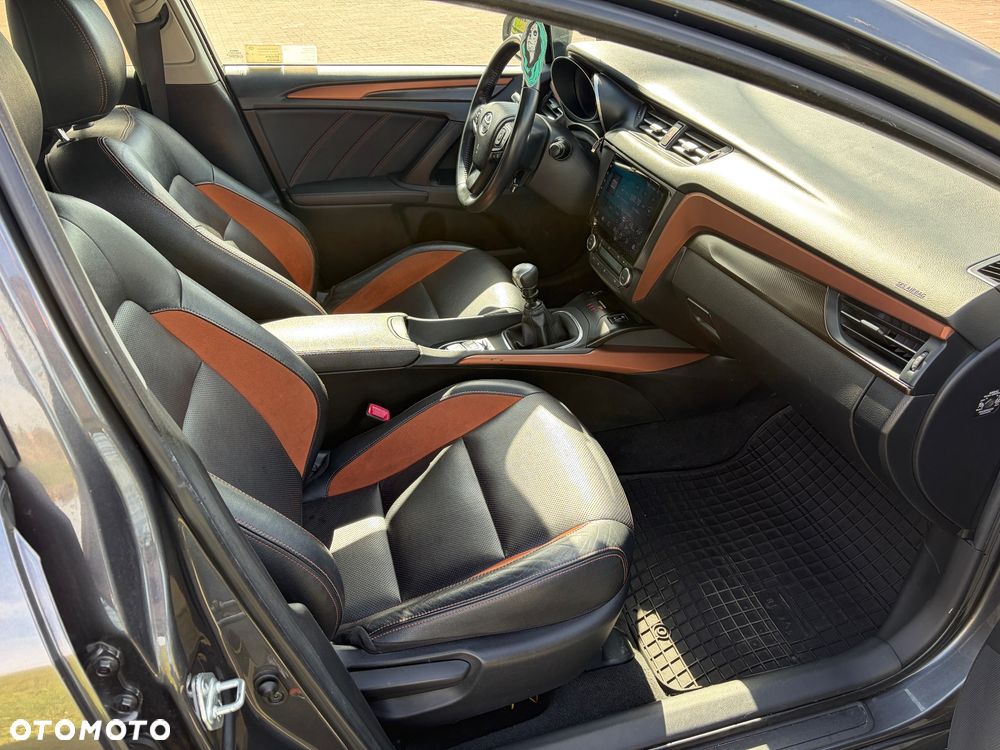 Toyota Avensis 1.8 Prestige - 9